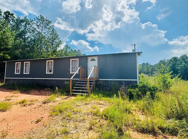 1031 Beck, Mccomb, MS 39648