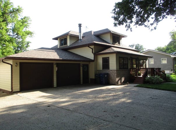 1314 9th Street, Hawarden, IA 51023