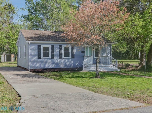 212 N Sixth St, Hampton, VA 23664