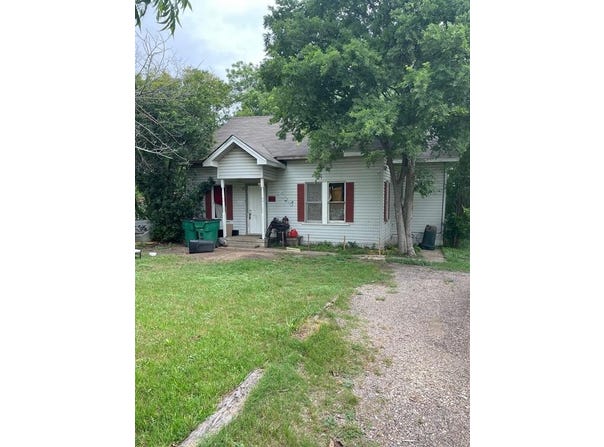 205 S Carpenter Street, Mart, TX 76664