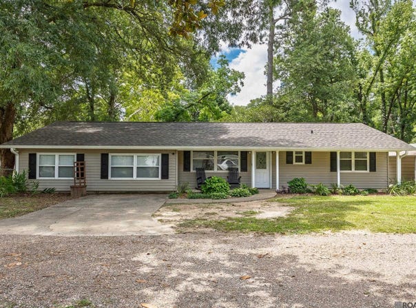 29631 Cedar St, Livingston, LA 70754