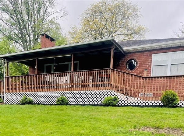 396 2nd Street NE, Carrollton, OH 44615