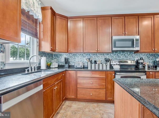 339 LIGHT STREET AVENUE, SEVERNA PARK, MD 21146