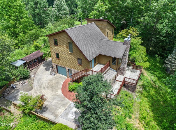 2369 Goldrush Road, Pigeon Forge, TN 37863