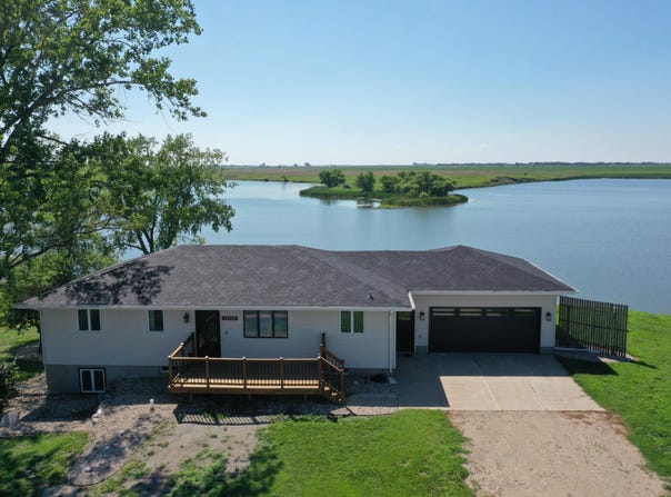 13183 N Sunrise Drive, Mina, SD 57451