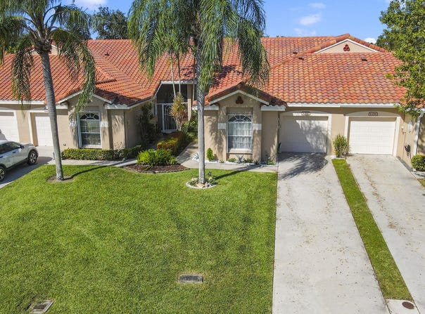 6392 Long Key Lane, Boynton Beach, FL 33472