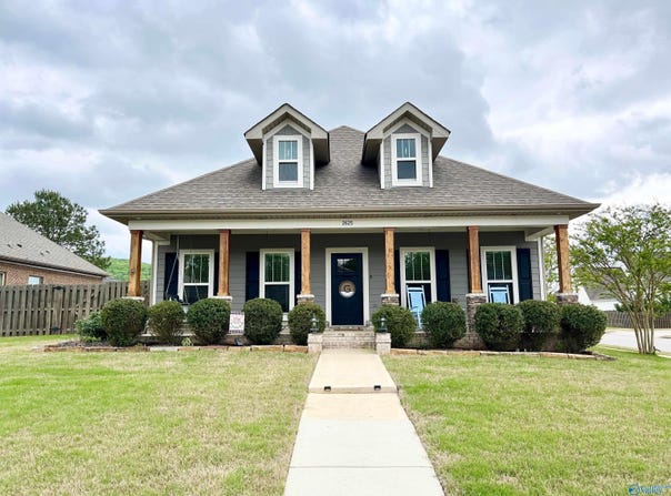 2625 Mountain Stream Way, Owens Cross Roads, AL 35763