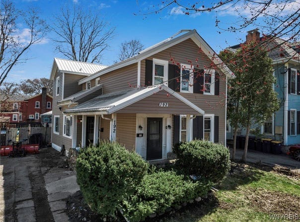 192 Pine Street, Lockport City, NY 14094
