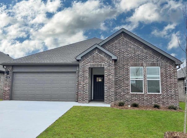 1606 Ridgefield Circle, Searcy, AR 72143