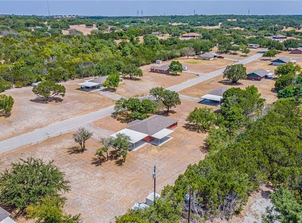 1001-1015 Cherokee Trail, Kempner, TX 76539