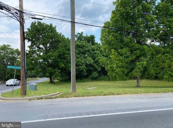 MADDEX Drive, SHEPHERDSTOWN, WV 25443