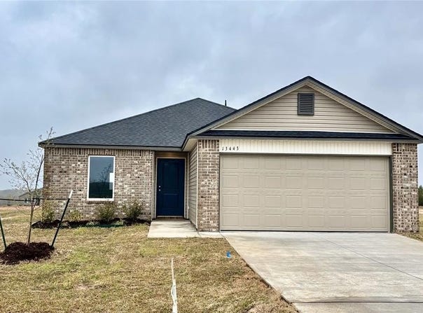 13443 Huckleberry Lane, McLoud, OK 74851