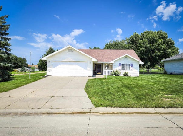 807 Meadow Lane, Norfolk, NE 68701