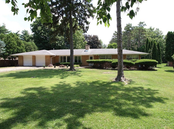 14521 S Naperville Road, Plainfield, IL 60544