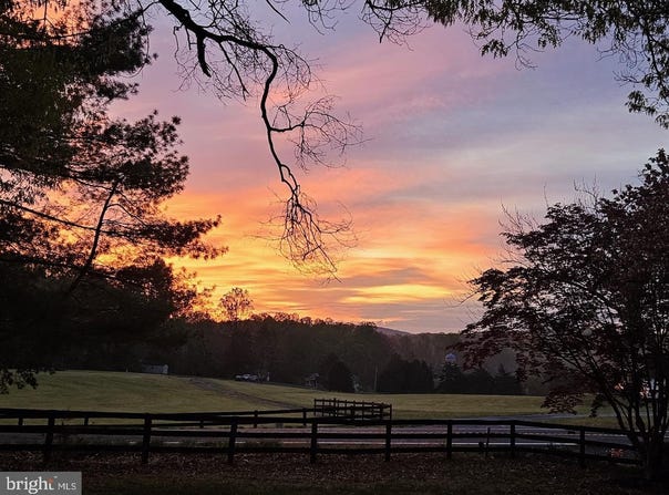 7612 LEEDS MANOR, MARSHALL, VA 20115