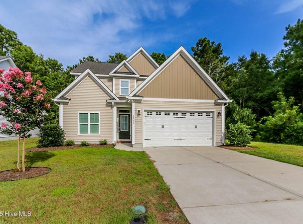 1202 Woods Court, Morehead City, NC 28557