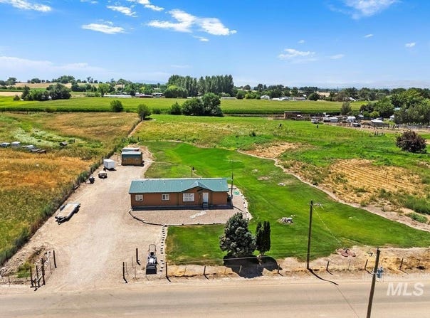 28883 Pearl Rd, Parma, ID 83660