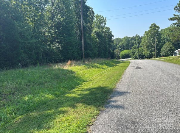 255 Bowers Road, Thomasville, NC 27360