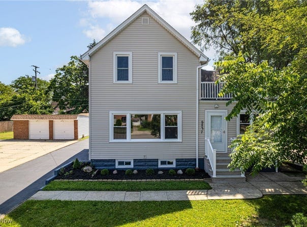 6227 Ridge Road, Parma, OH 44129