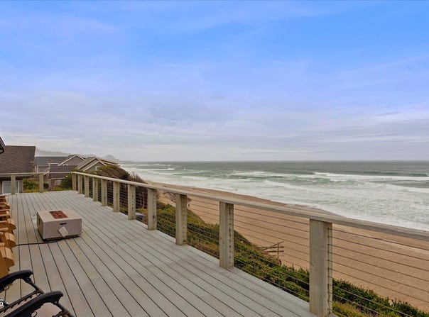 5095 W Belle Circle, Depoe Bay, OR 97341