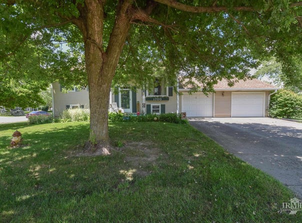 1700 Riley Road, New Castle, IN 47362