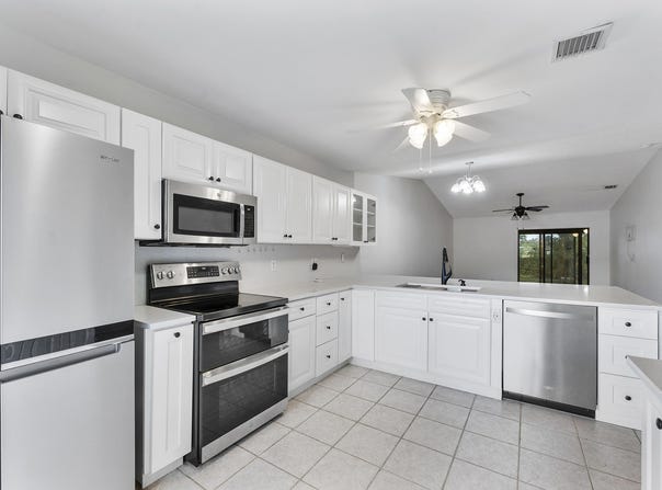 2640 Gately Drive W, West Palm Beach, FL 33415