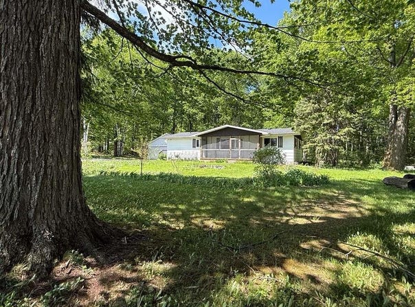2192 School Ln, Brussels, WI 54235