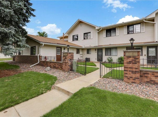 2612 Brookdale Lane, Brooklyn Park, MN 55444