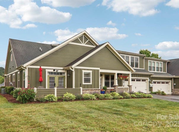 34 Brookstone Place, Candler, NC 28715