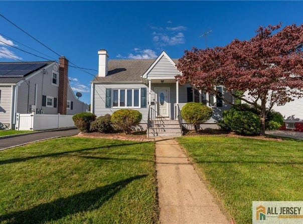 18 Roseland Place, North Brunswick, NJ 08902