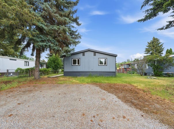 4470 E 16th Ave, Post Falls, ID 83854