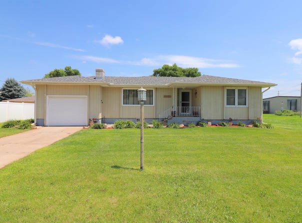 2367 45th Avenue, Columbus, NE 68601