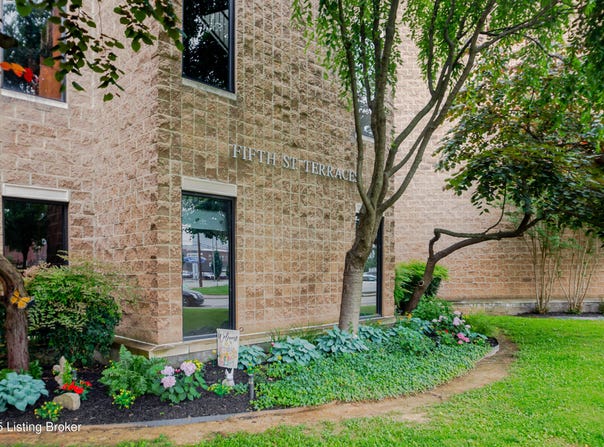 900 S 5th St, Louisville, KY 40203