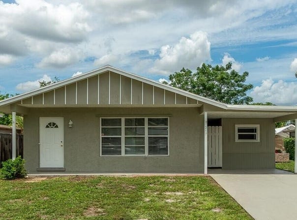 217 Fleming Avenue, Greenacres, FL 33463
