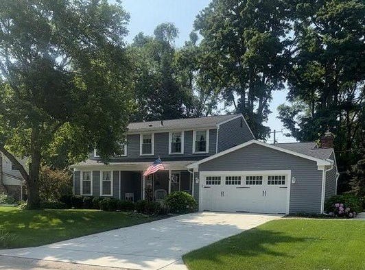 15741 Robinwood Drive, Northville, MI 48168