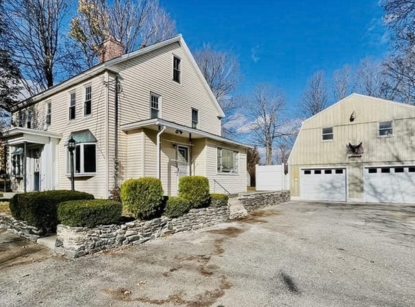 233 West St, Leominster, MA 01453