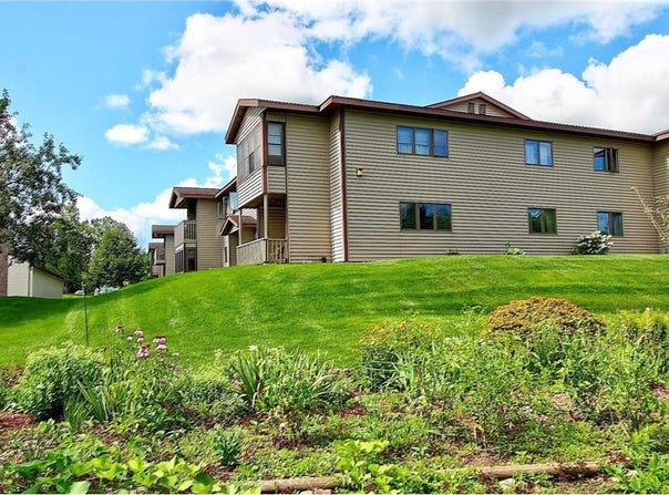 222 Sargent Drive, Red Wing, MN 55066