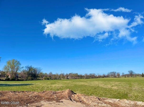 13504 Jay Drive, Neosho, MO 64850