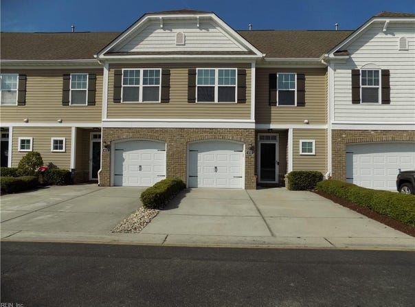 450 Abelia Way, Chesapeake, VA 23322