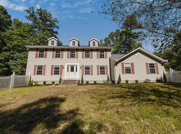 24646 Woltz Road, Rockbridge, OH 43149