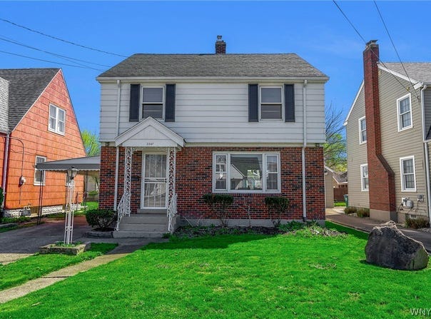 2947 Porter Road, Niagara Falls, NY 14305