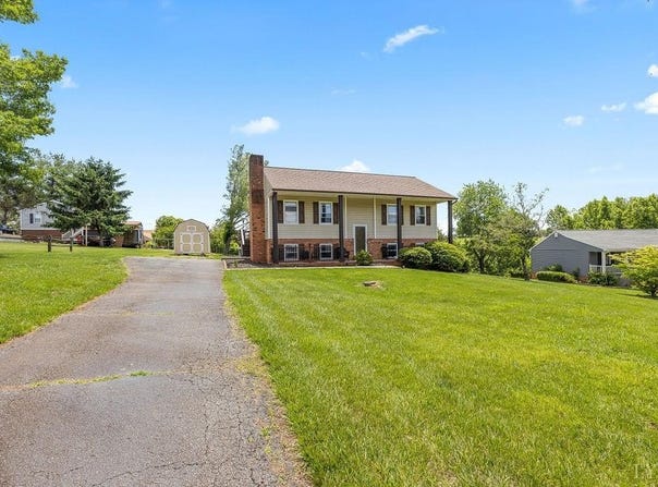 115 Mattiponi Drive, Madison Heights, VA 24572