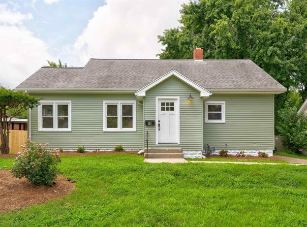 19 S St James Boulevard, Evansville, IN 47714