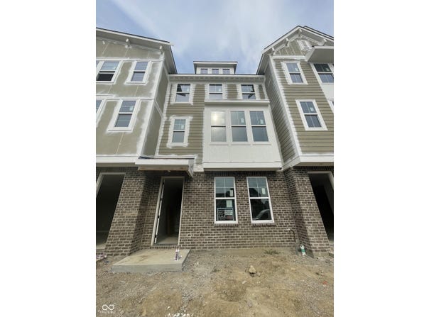 7309 Bayview Run, McCordsville, IN 46055