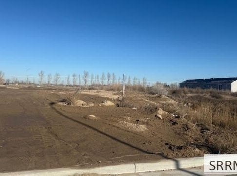 371 Copeland Dr, Idaho Falls, ID 83402