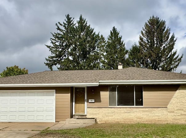 1330 Kellogg Avenue, Janesville, WI 53546