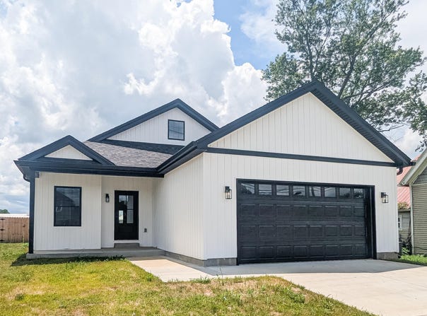 218 East Woodford Street, Lawrenceburg, KY 40342