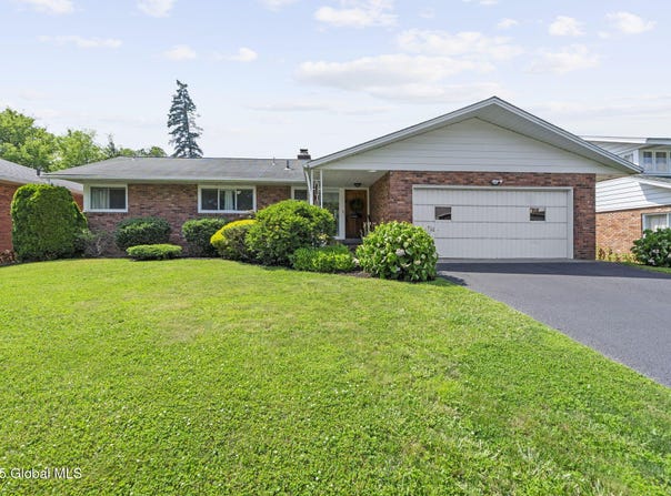 102 Fairlawn Avenue, Albany, NY 12203