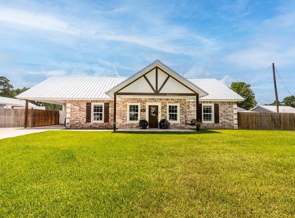 1003 Holubec, Diboll, TX 75941