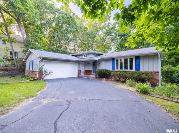 921 W WONDERVIEW Drive, Dunlap, IL 61525